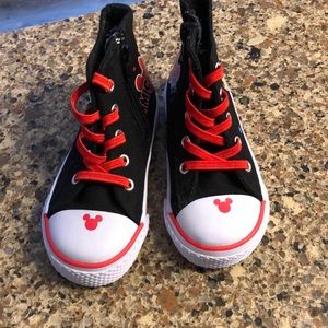 Toddler Mickey sneakers